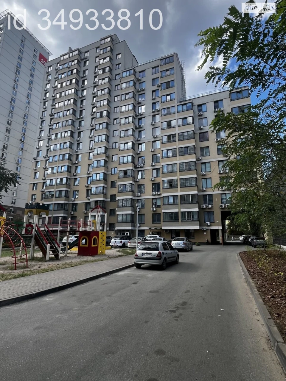 Продаж Квартира Лівобережний Масив