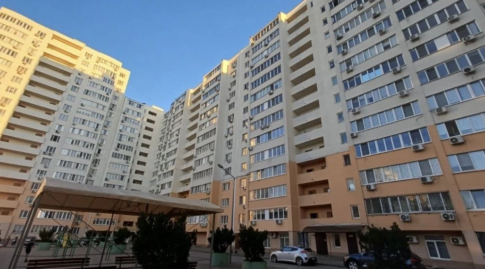 2 ком. квартира в новом доме на Таирова с ремонтом по цене х