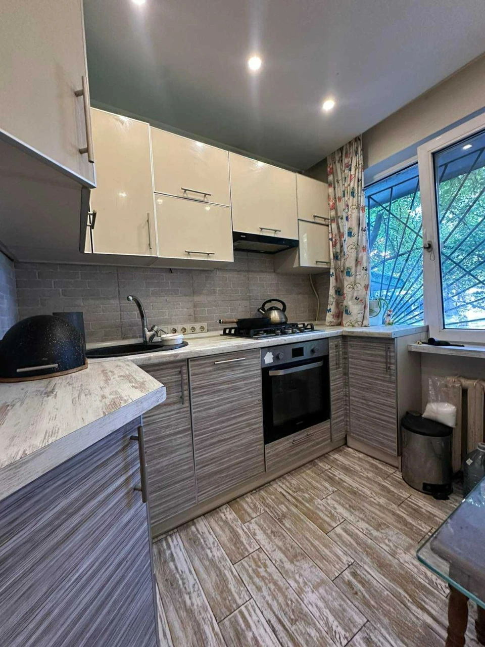3-кімн квартира на М.Жукова.ТАЇРОВА.