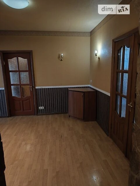 Продаж 3к квартири 93 кв. м на просп. Петра Григоренка 1 • I