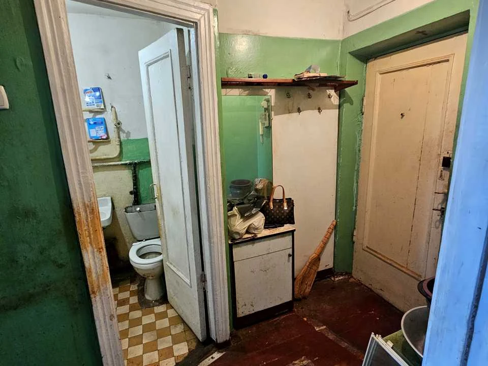 Квартира. Київ, Привокзальна вул.