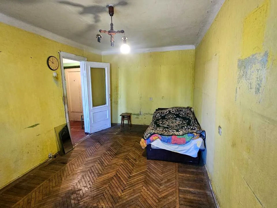 Квартира. Київ, Привокзальна вул.