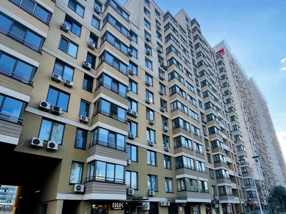 Квартира. Київ, Ованеса Туманяна вул.