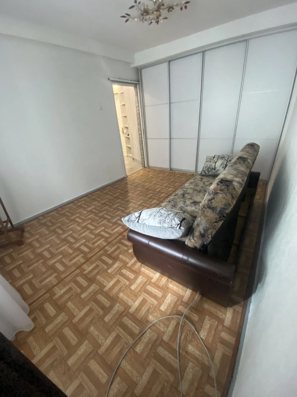 Отличная 1к на Клочко