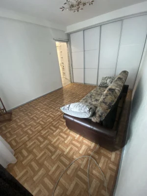 Отличная 1к на Клочко