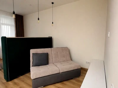 Оренда квартири 1-кімн. 48 м² 4/7 пов.