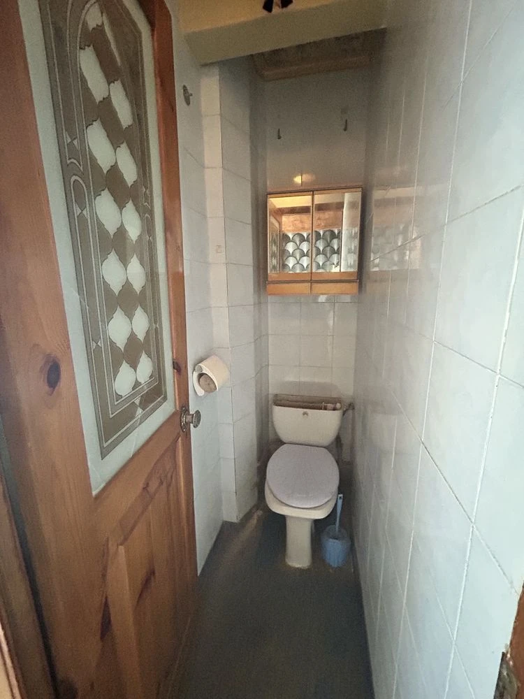 Продам 3 комнатную квартиру 60,9 м2. На 5 этаже тз 9. Распол