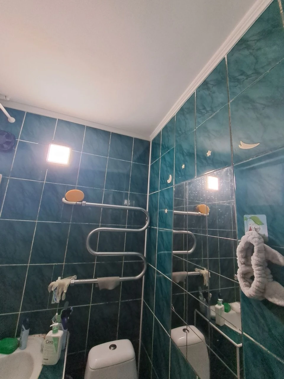 Продається 2 кім.квартира  на Півд.Заході.