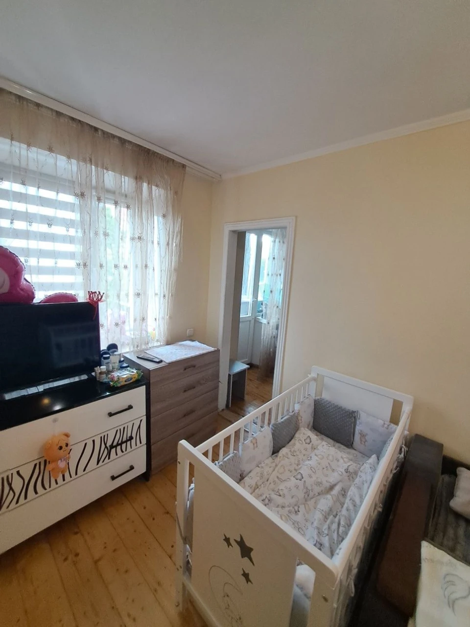 Продається 2 кім.квартира  на Півд.Заході.