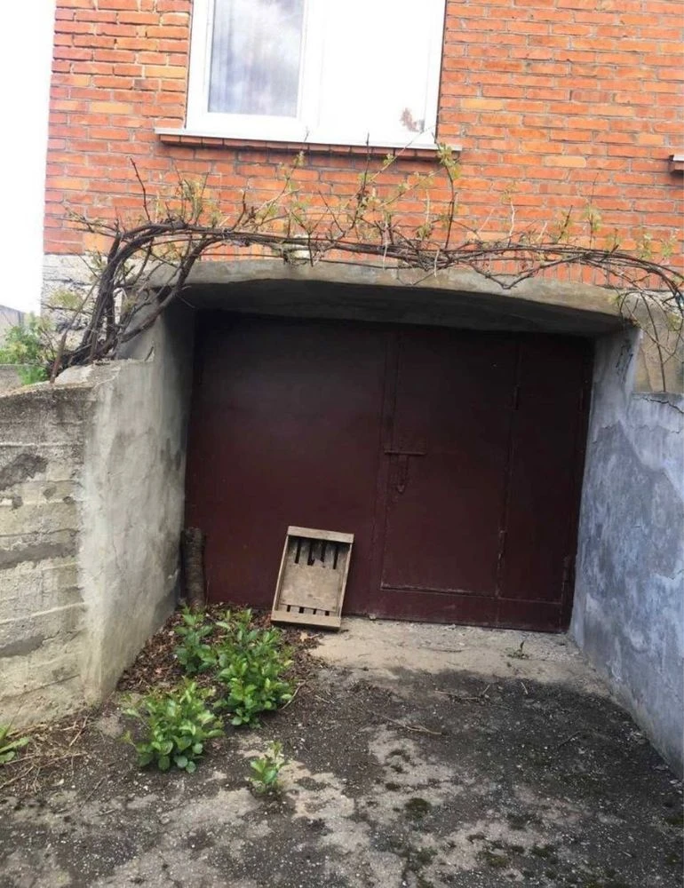 Продаж цегляного дачного будинку ! Дачний масив Надія!