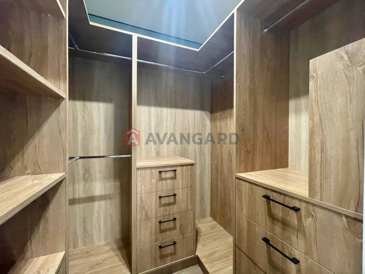 Продаж квартири КАЗБЕТ
