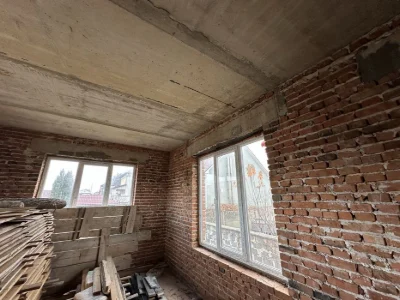 Продам будинок в місті 275м2, 6 сот, є всі комунікації міськ
