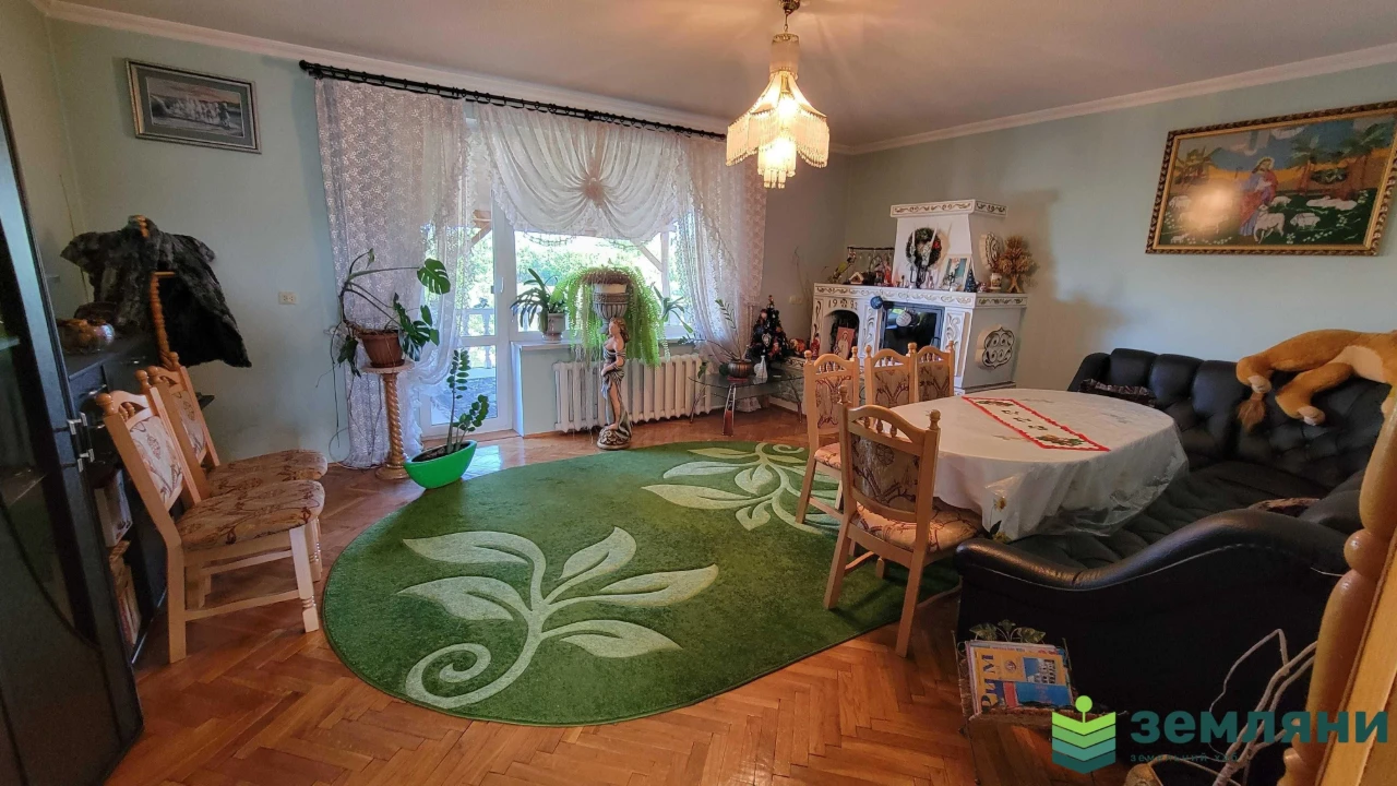 Будинок для сім'ї в Івано-Франківську мікрорайон Опришівці (