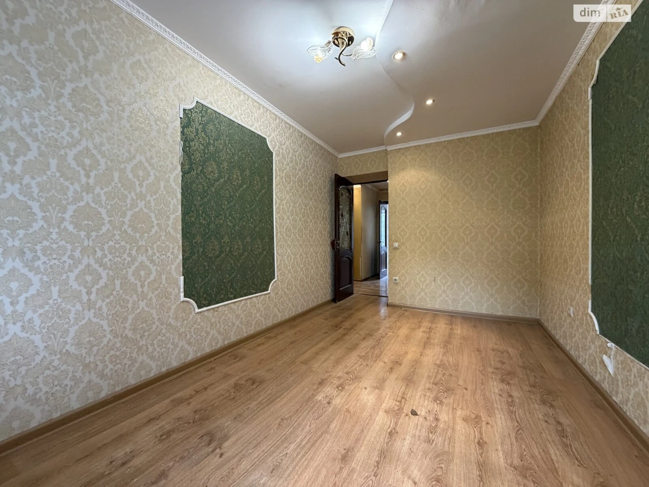 Продаж Квартира Батальна
