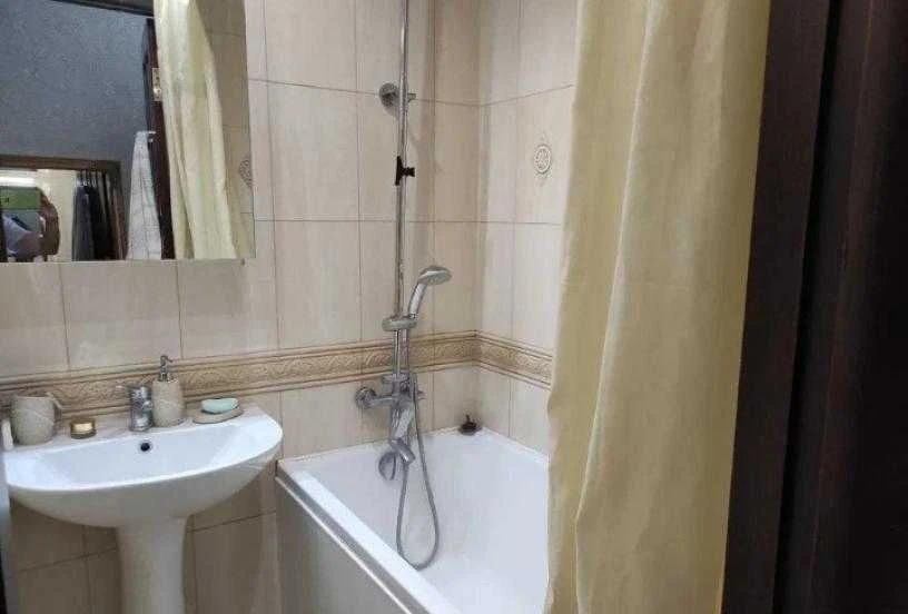 Продам 3-комнатную квартиру на Салтовке