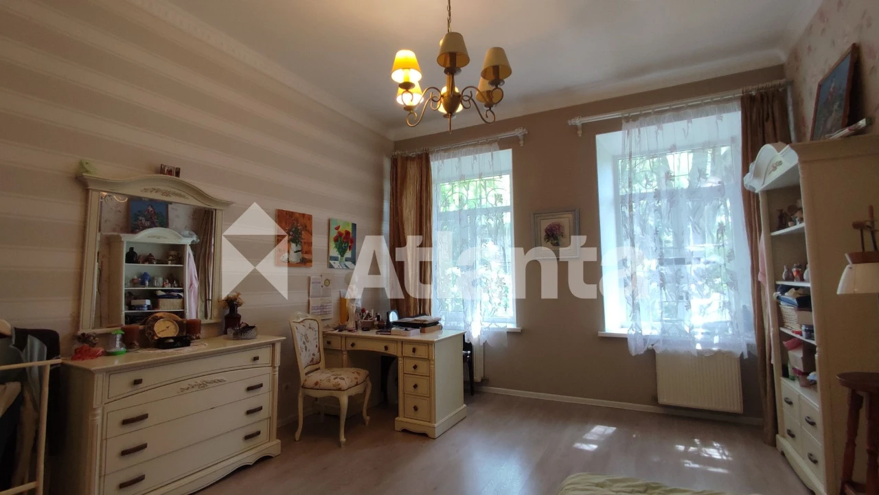 4-комнатная квартира 134 м² в сердце исторической Одессы — д