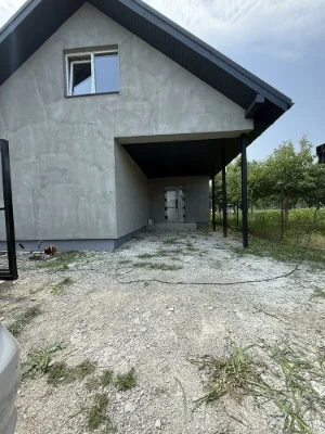 Продається дачний будинок.Хриплин