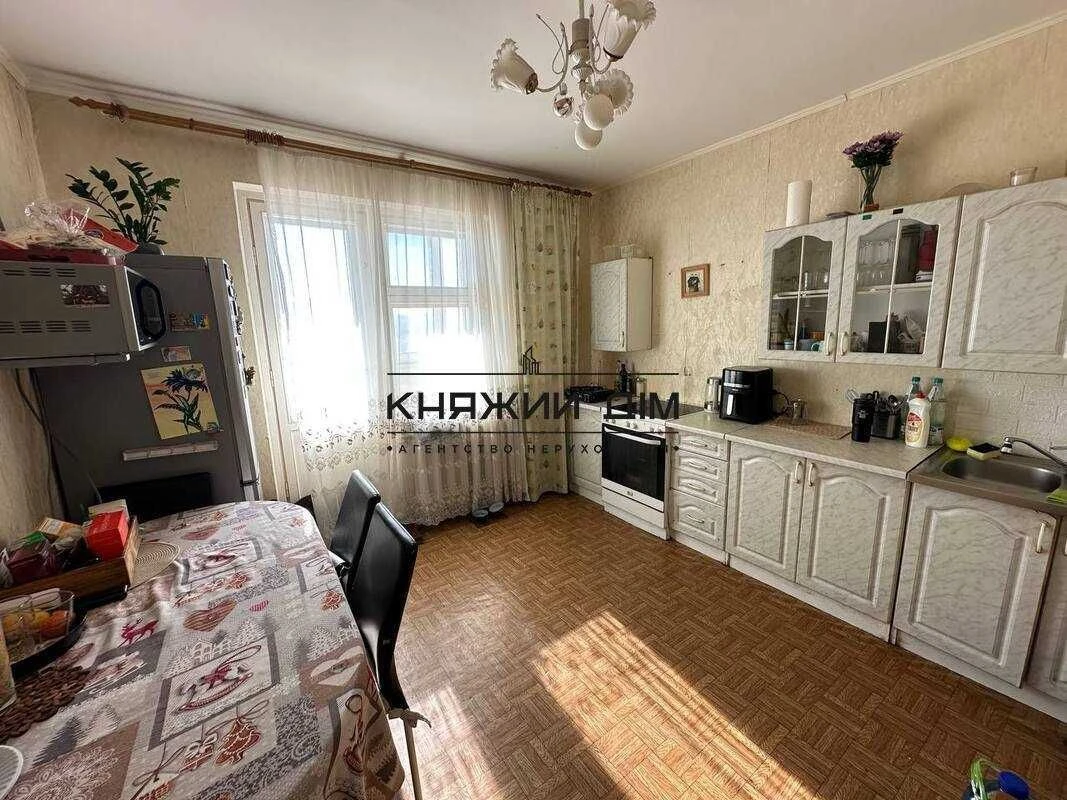 Без Комісії! Продаж 2 кімнатна квартира м. Позняки КОД 21147