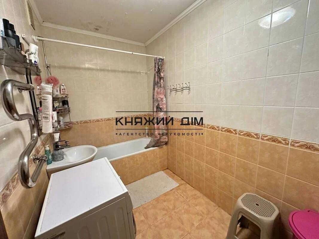 Без Комісії! Продаж 2 кімнатна квартира м. Позняки КОД 21147