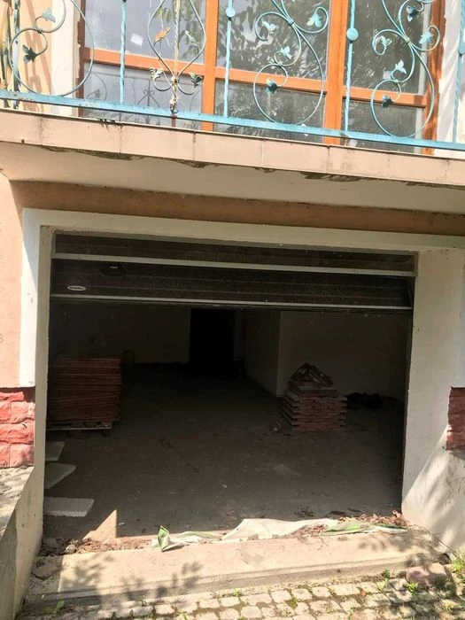 Продаж будинку в центрі  міста