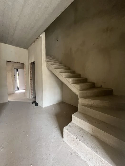 Продається таунхаус з гаражем 137 м2  біля Велмарту