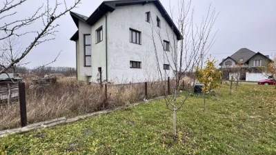 Продаж будинку в чудовій локації, окремі 5 спалень велика ку