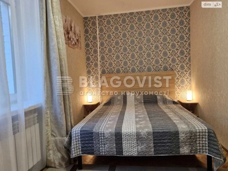 Продаж затишної 2-кім кв-ри вул Радченко 21А заїжджай та жив