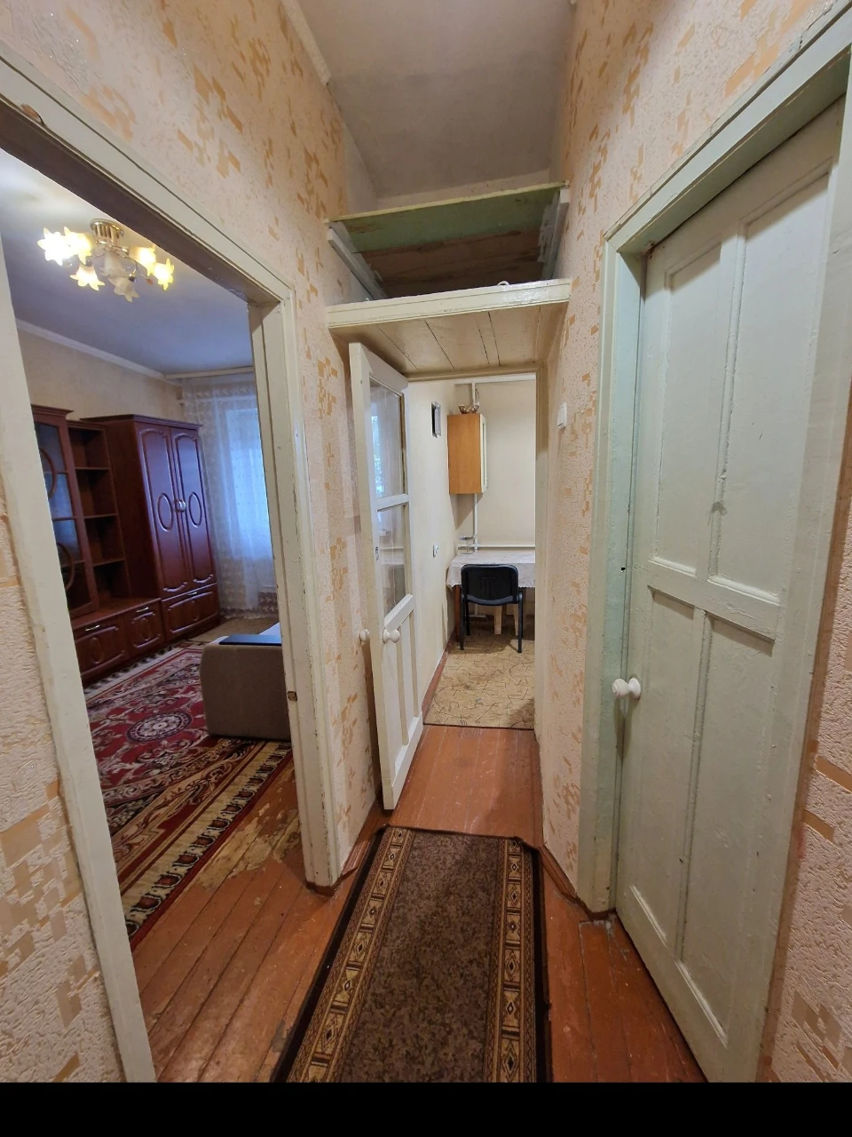 Продам 1 ком.квартиру аинская,центр