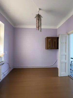 Продам 3 комнатную центр. Продам квартиру в Центре.  Продам