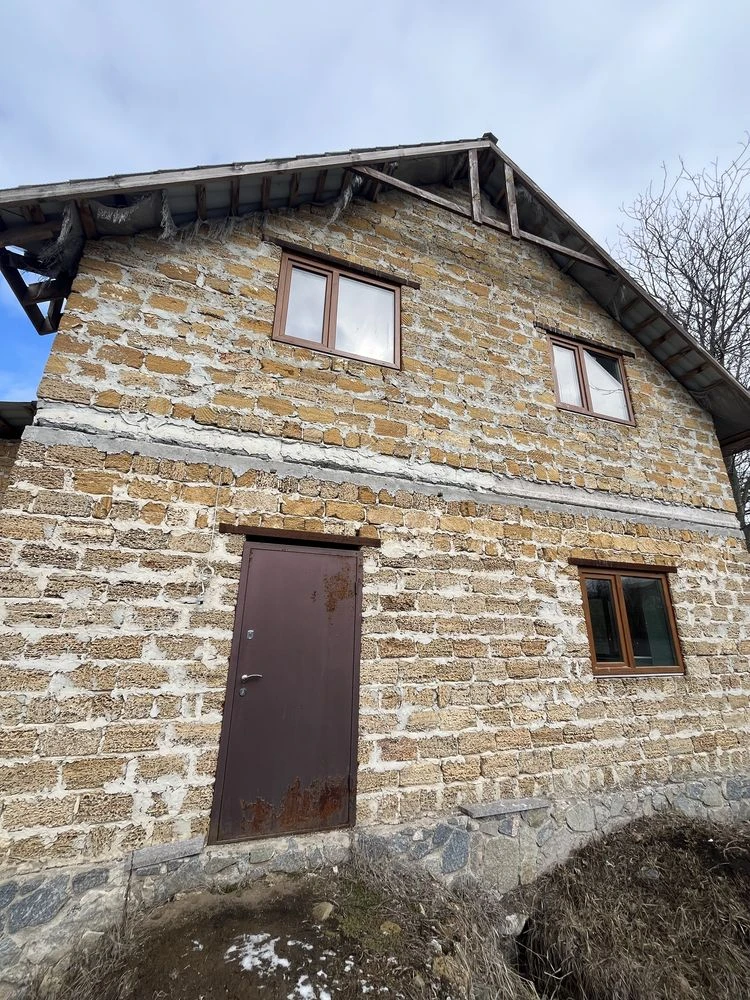 Ціну знижено!Продаж будинку в гарному місці.  Можна під прог
