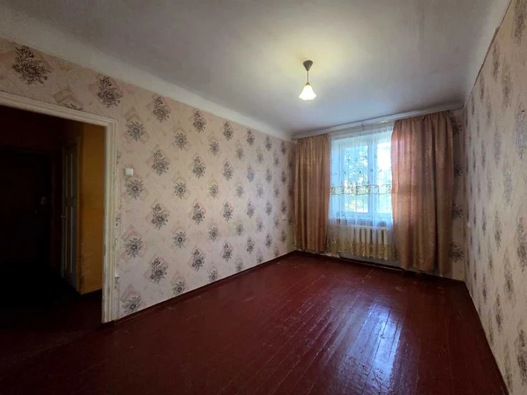 Квартира. Дніпро, Криворізька вул.