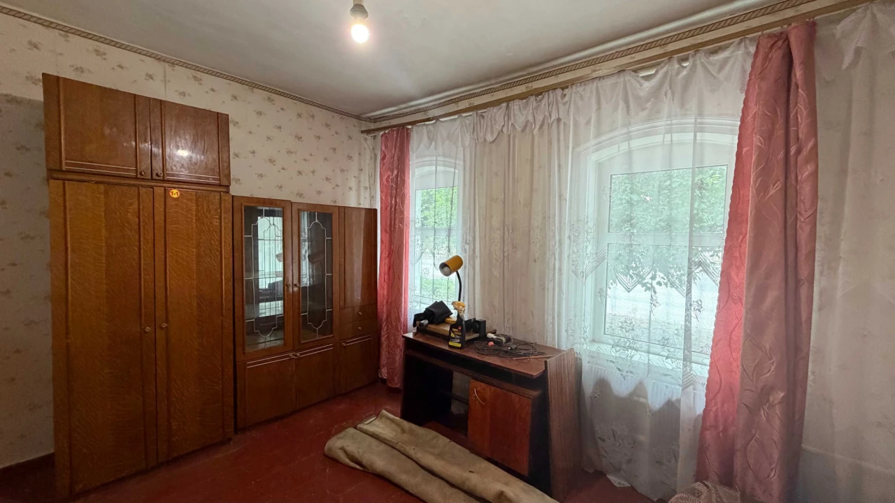 Продаж будинку Червона лінія ( ідеально під комерцію)