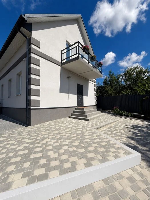 Сучасний будинок «заїжджай і живи»    136 м²   Нова Балашівк