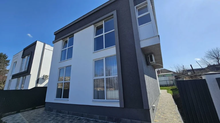 Продам новий будинок Масляниківка