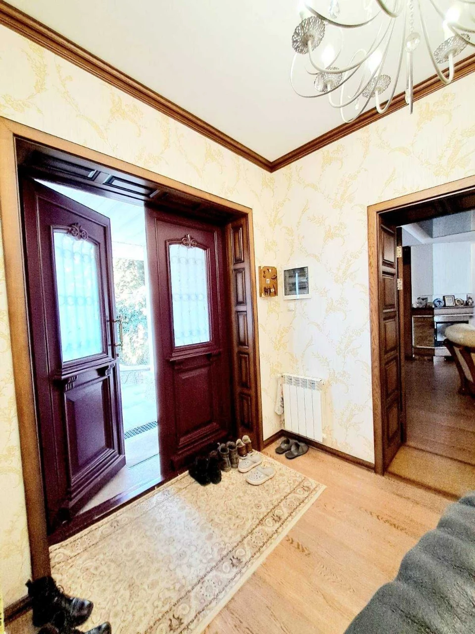 Продам неймовірний "LUXURY" маєток наповнений домашнім тепло