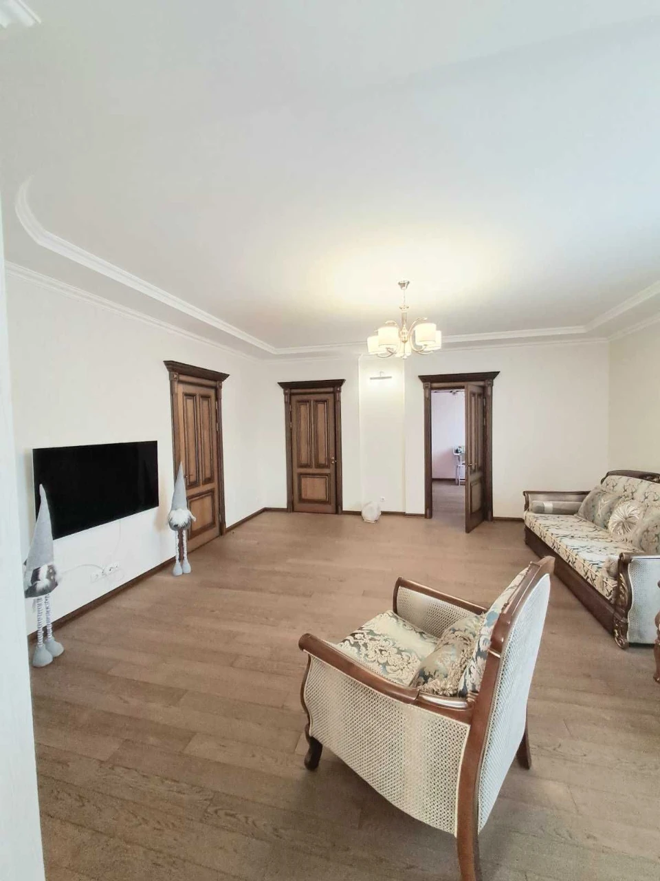 Продам неймовірний "LUXURY" маєток наповнений домашнім тепло