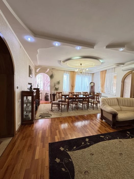 Продається якісний одноповерховий будинок, гостьовий будинок