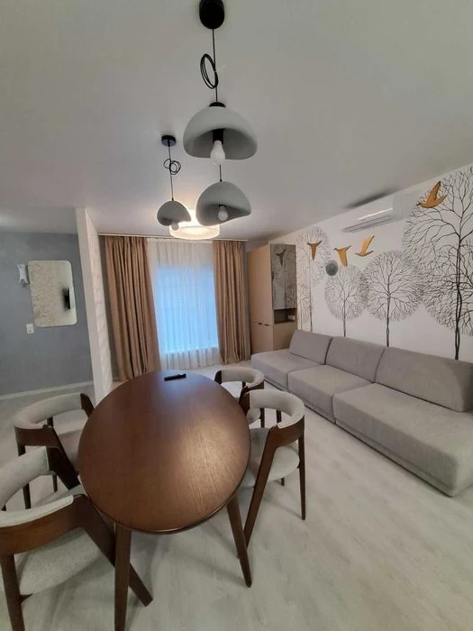 Продам таунхаус "Лакшері" в повному комплекті на Ковалівці.
