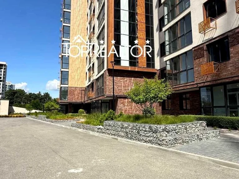 Apartment. Kharkiv, Dynamivska St., (Building 1)