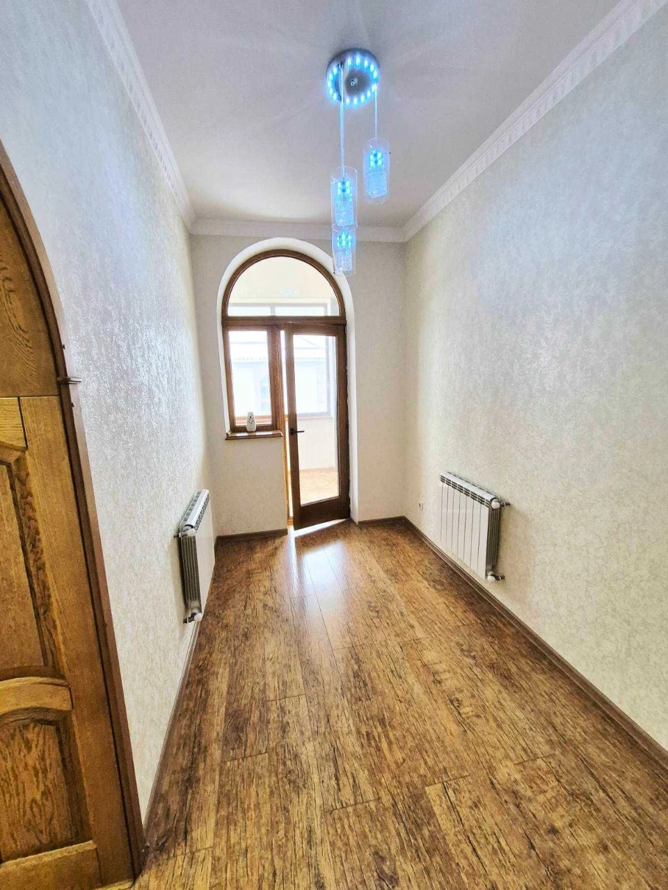 Продам елітний будинок + двоповерхова лазня в подарунок. ТОР