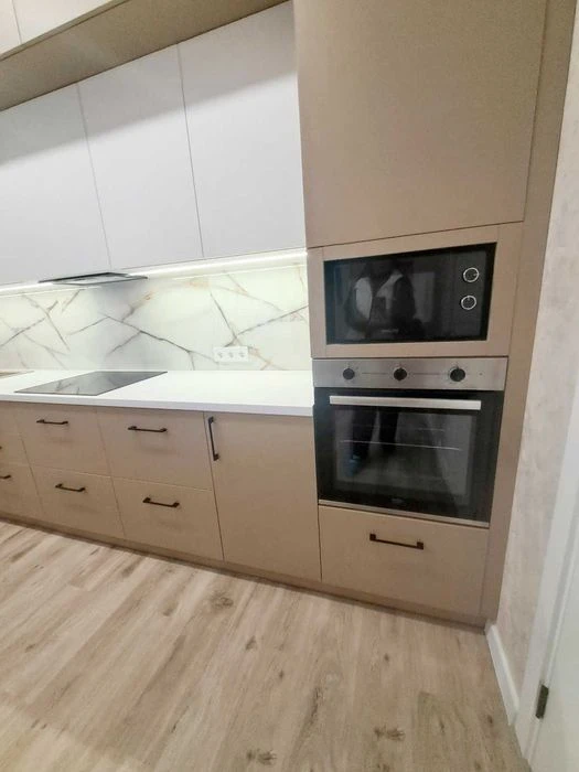 Продам, можливо викуп нового таунхауса з меблями та технікою