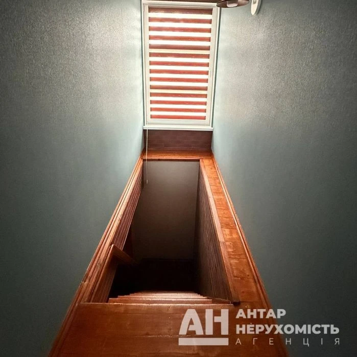 Продається  двоповерховий будинок, р-н Олексіївка (Критий Ри