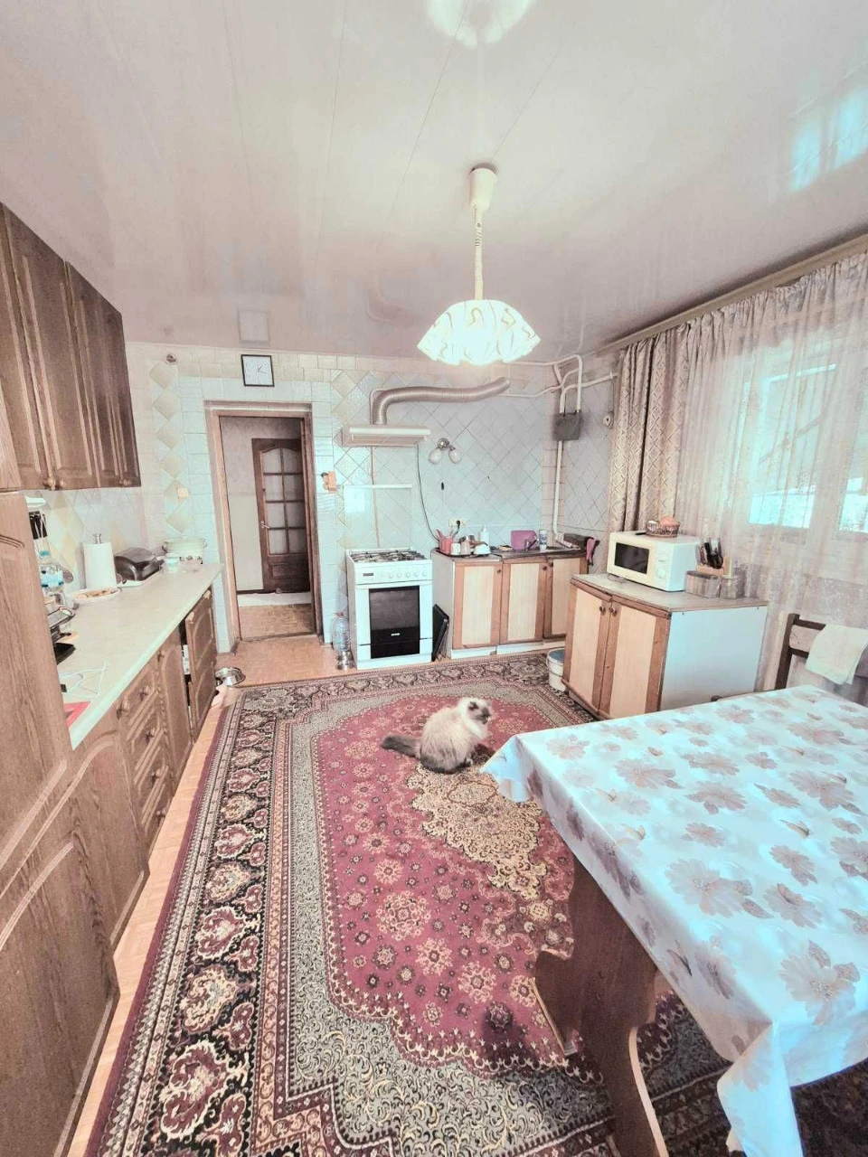 Продам гарний, доглянутий будинок для великої сім'ї+ 36 сото
