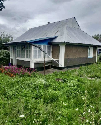 Продам будинок , 30 км від Хмельницького, по хорошій дорозі!