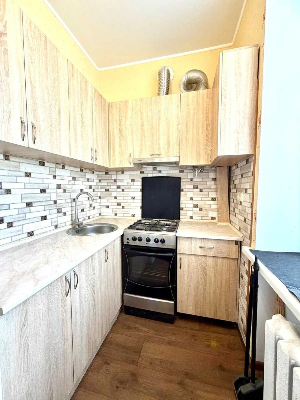 Продаю 2к квартиру на Мостобудівників. ц1