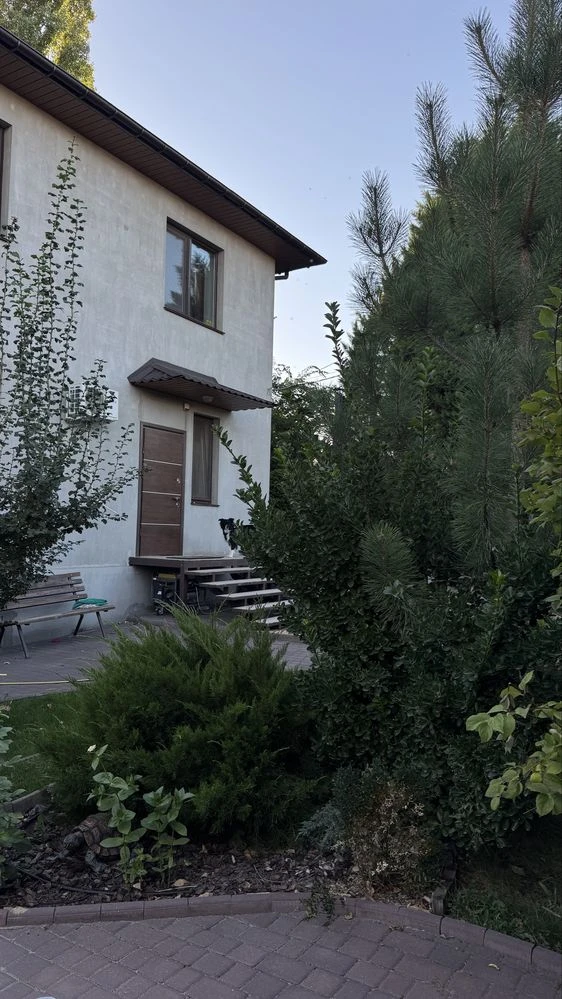 Будинок в Лісках