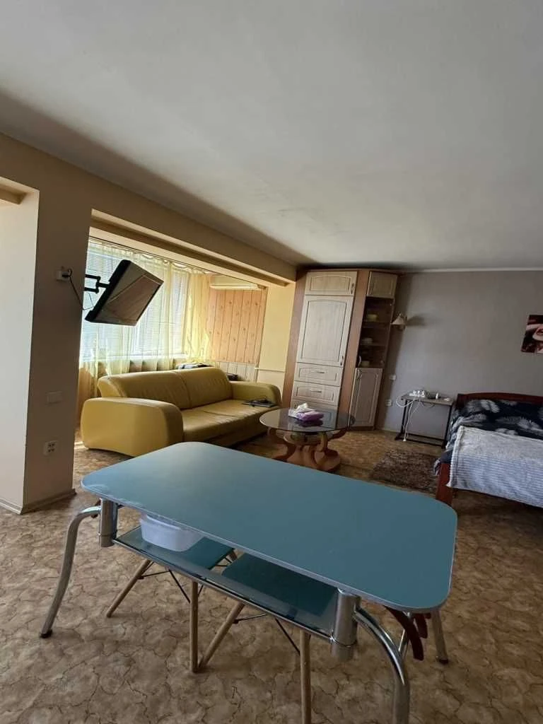 1к! квартира, Конкорд, 8/9 пов, 43 м2, цегла, косметика, зах