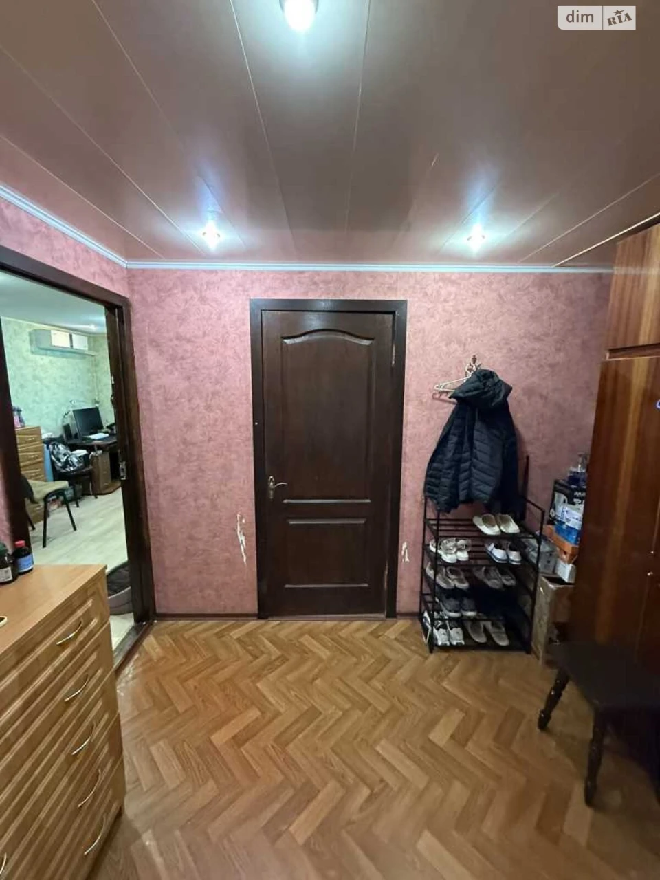 Продаж Квартира Правий Поділ