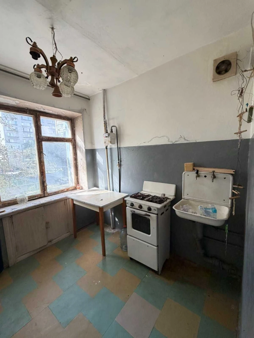 Продам 1 -комн. квартиру на 2-м этаже кирпичного дома, в г.