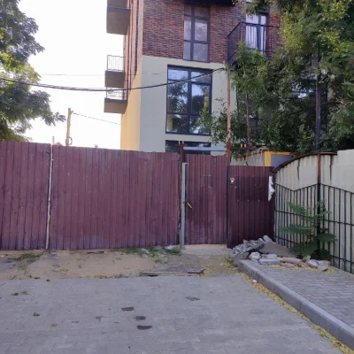 От хозяина продам двухкомнатн квартиру с ремонтом на тульско